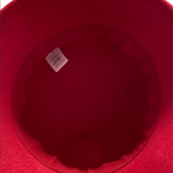100% Wool Red Womens Hat - Picture 5 of 6